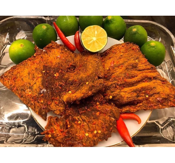 BÒ KHÔ MIẾNG HỘP 200gr